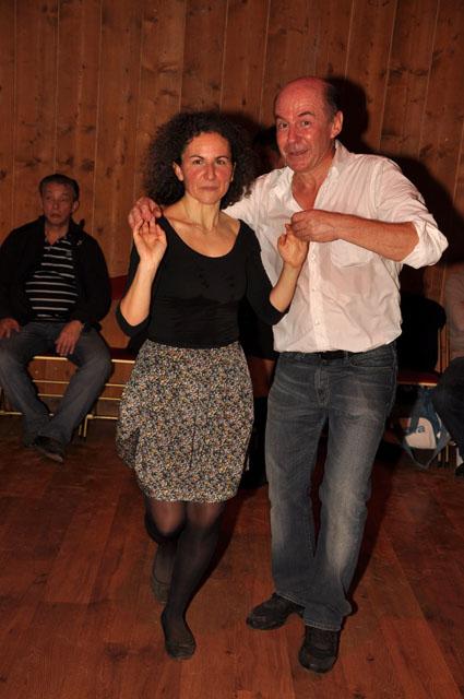 min 2011 12 04 station danse 271
